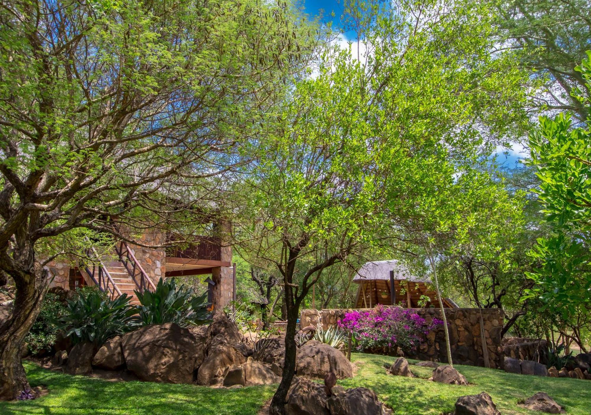 Hasekamp Family Bush Lodge Hoedspruit Exterior photo